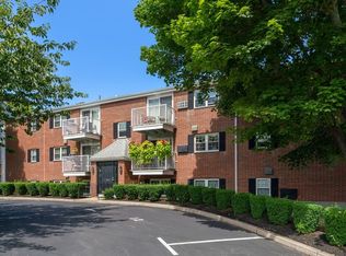 300 River St UNIT 3, Weymouth, MA 02191