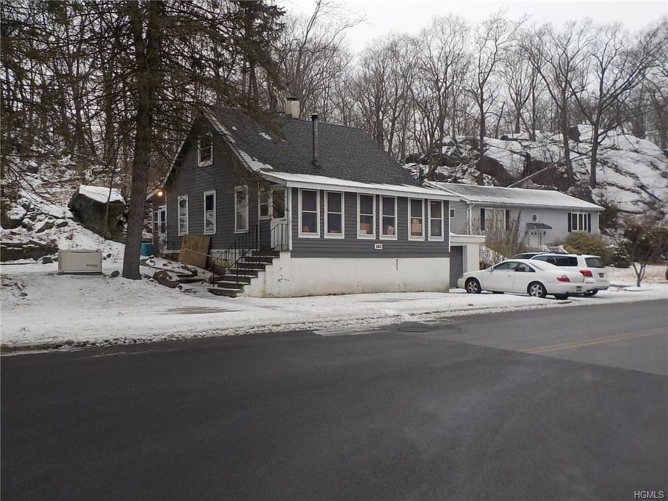 1st image of 262 Bleakley Ave