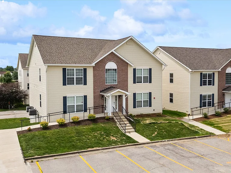 708 Harbor Woods Dr #C — Photo 22