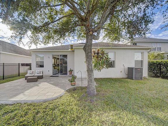 5th image of 13155 Oulton Cir