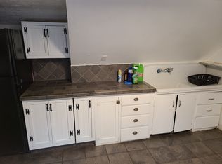 12 Spofford St #B, Claremont, NH 03743