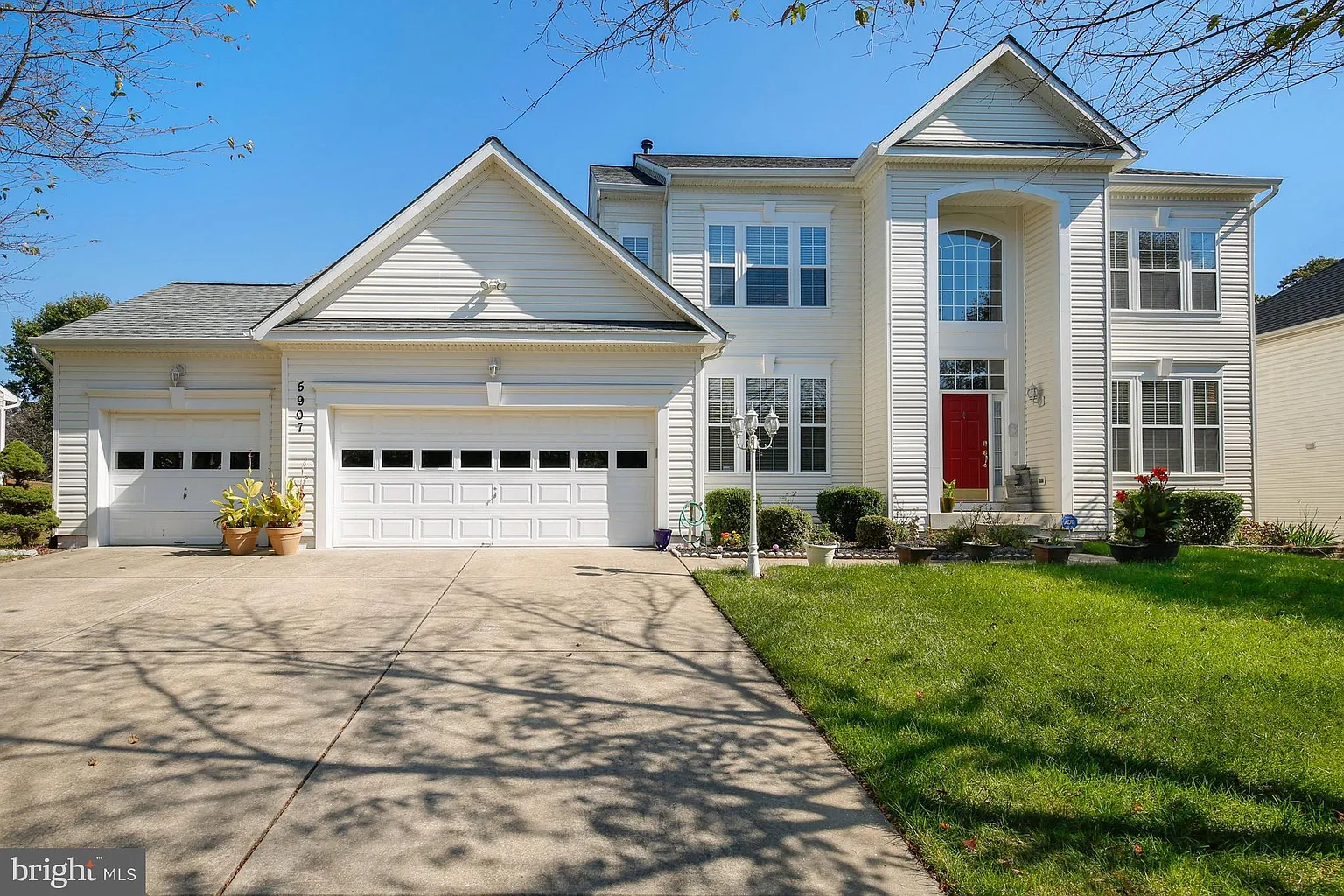 5907 Indian Summer Dr photo 1