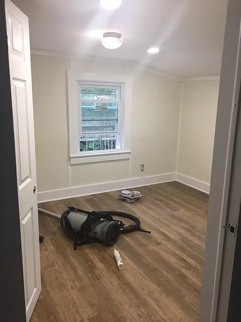 Building Photo - 49 Washington Ave #3