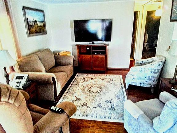 4th image of 3150 NE 36th Ave #317