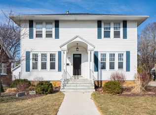 940 N 12th St, Manitowoc, WI 54220