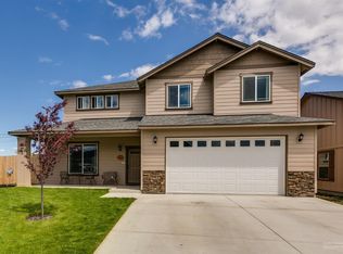 970 SW 23rd Pl, Redmond, OR 97756