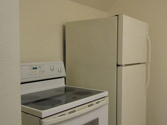 4th image of 814 E 34th St APT C