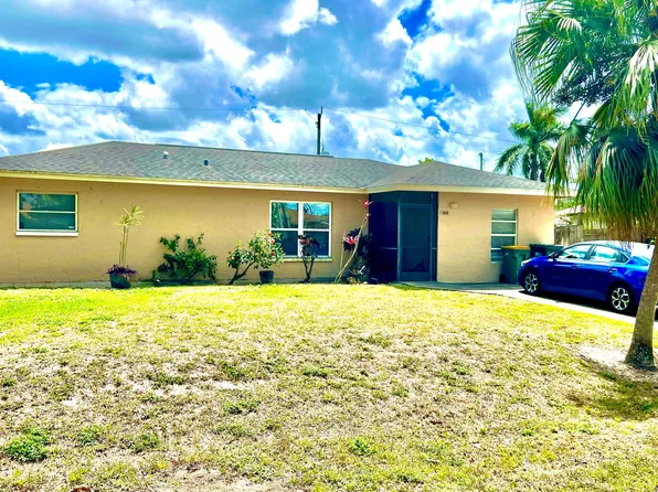 4516 28th Pl SW, Naples, FL 34116