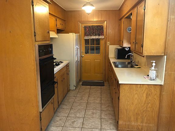 4th image of 3155 Sandalwood Dr