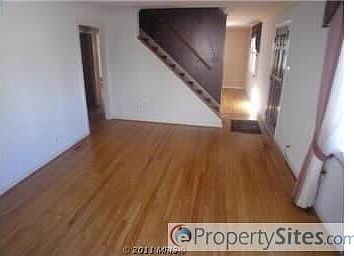 5th image of 7203 York Dr