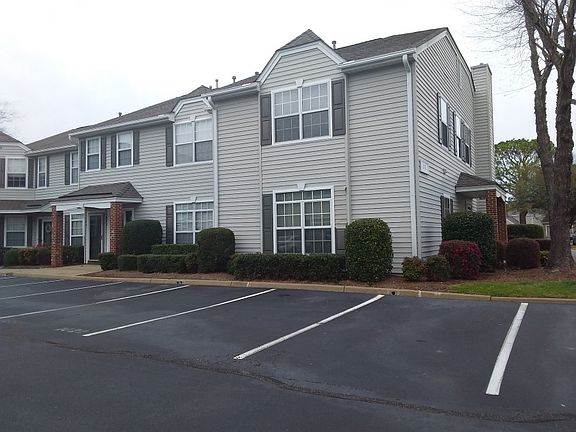 2nd image of 5110 Cypress Point Cir