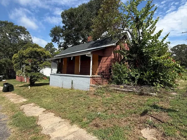 706 Gray St, Woodruff, SC 29388