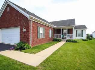 8231 Kingfisher Ln, Pickerington, OH 43147