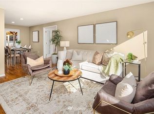 16608 NE 9th St, Bellevue, WA