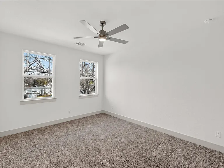 502 E Kimball St #2 — Photo 18