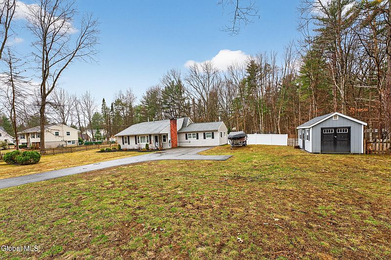 3rd image of 88 Jones Road