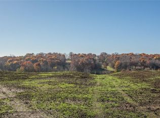 6311 Fairway Trl, Norwalk, IA 50211