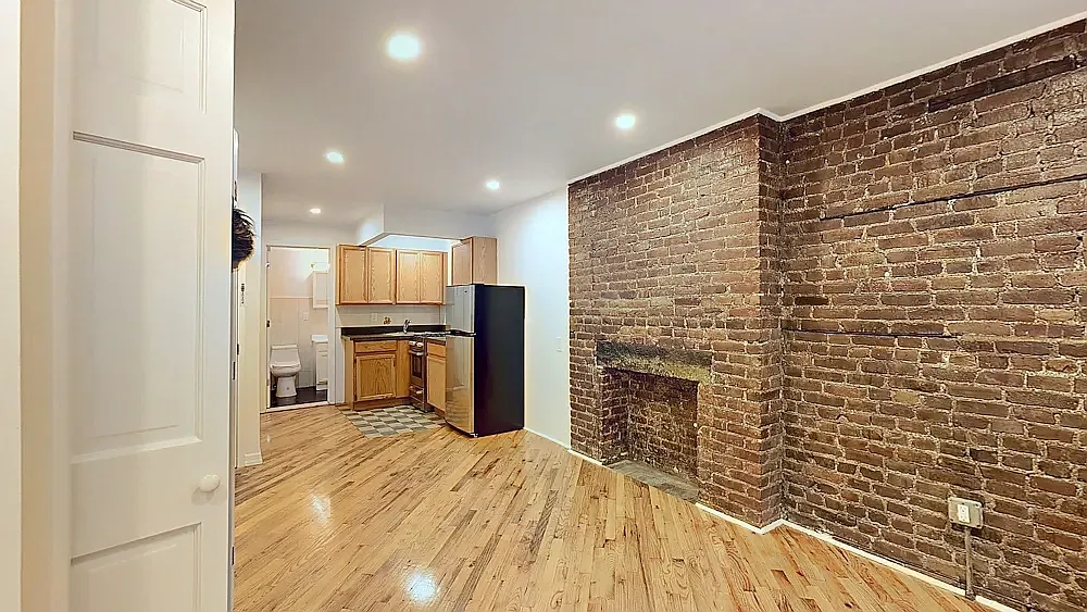 120 Orchard Street — Photo 1