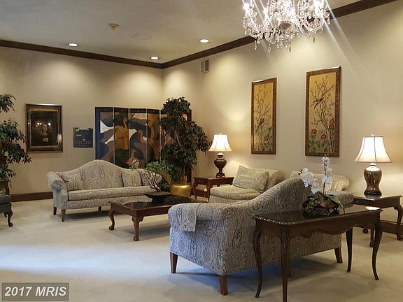 2nd image of 4515 Willard Ave APT 2008S