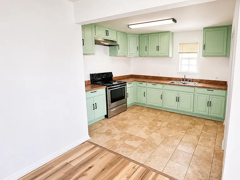 6612 Midway Rd — Photo 5