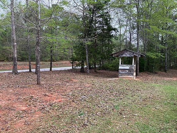 3rd image of 123 Lee Road 2183