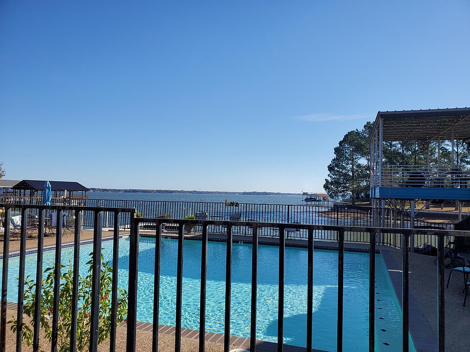 Pool overlooking Cedar Creek Lake
