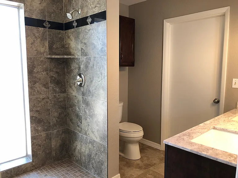 2502 W Summit Pl — Photo 11