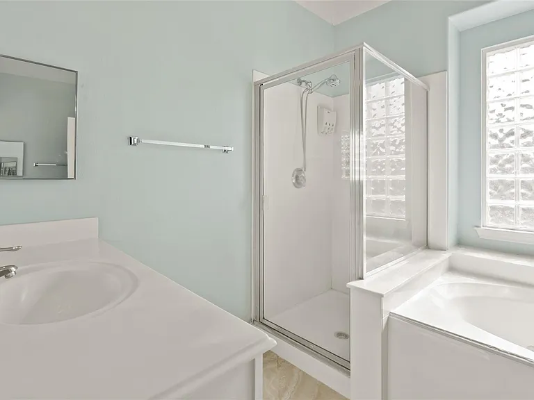10311 Sawyers Crossing Ln — Photo 16