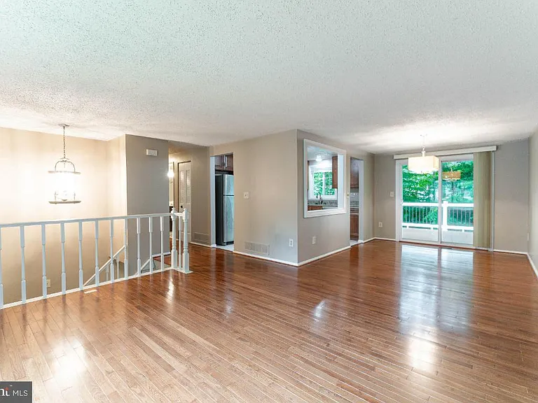 5906 Oak Leather Dr — Photo 7