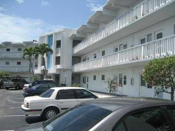 2300 Park Ln APT 206, Hollywood, FL 33021