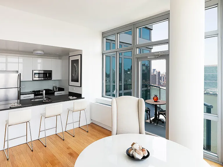 4545 Center Blvd #2221 — Photo 12