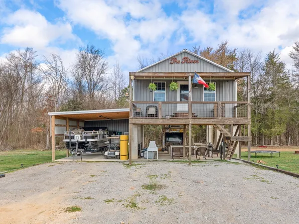 168 Mackin Rd, Linden, TN 37096