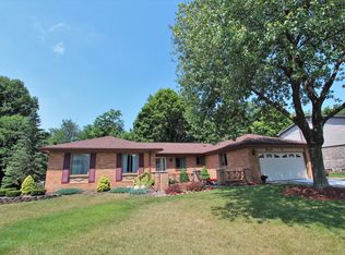 21893 Parklane Rd, Farmington Hills, MI 48335