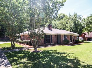 228 Hiwassee Dr, Starkville, MS 39759