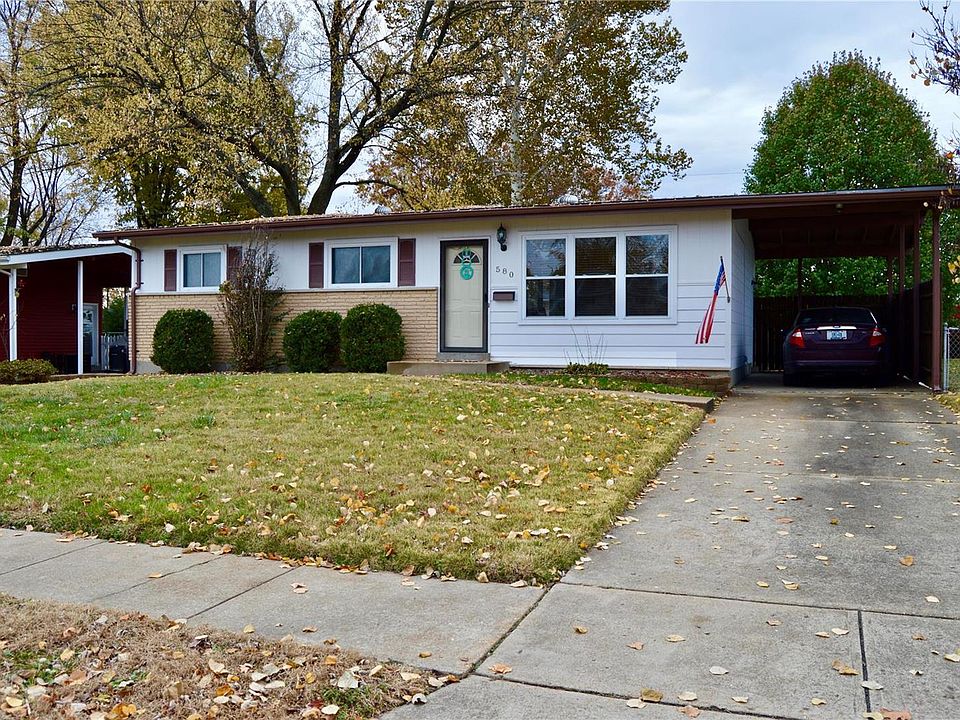1st image of 580 Falcon Dr