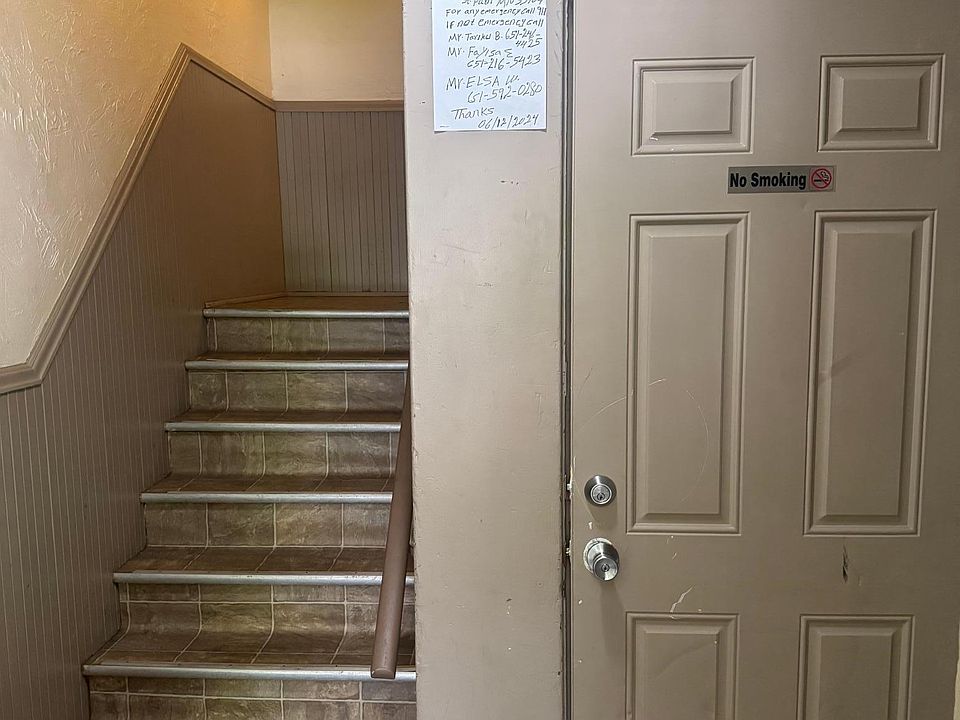 2nd image of 417 Roy St N