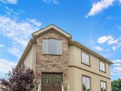 22 Cheshire Pl, Staten Island, NY, 10301