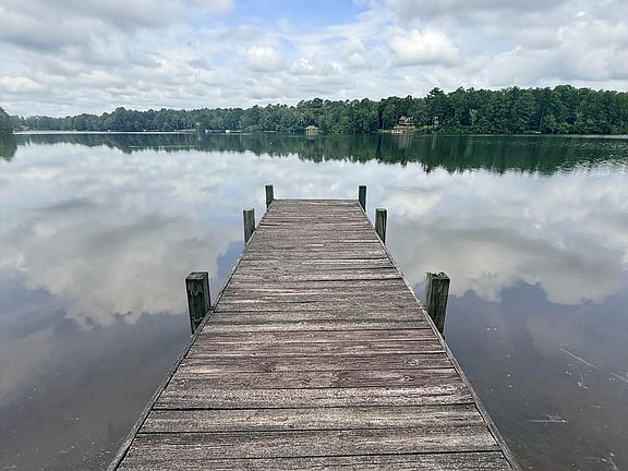 4th image of 731 Edisto Lake Rd