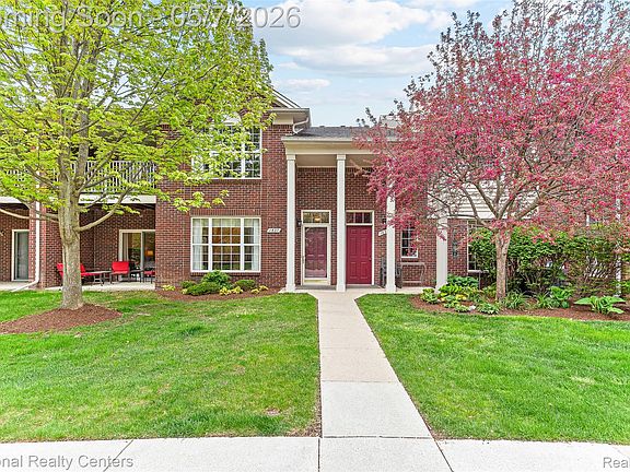 2nd image of 1637 Deepwood Cir