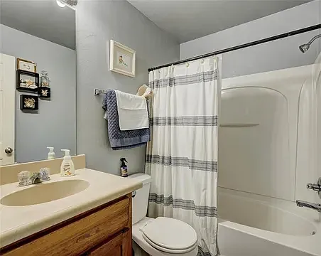 1808 NW 144th Ter — Photo 30