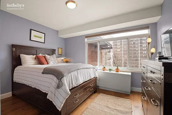 Rented by Sotheby's International Realty | media 27