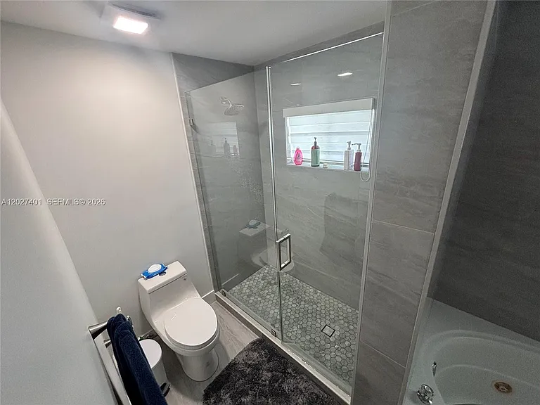 10253 NW 51st Ter #10253 — Photo 11