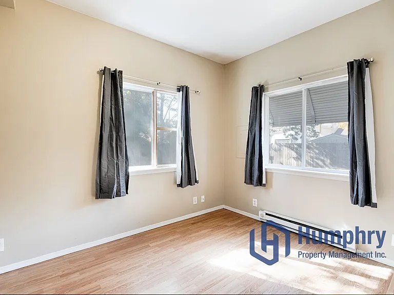 2111 N 34th St — Photo 13
