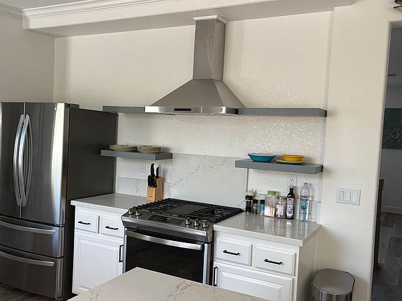 3rd image of 617 41st Ave