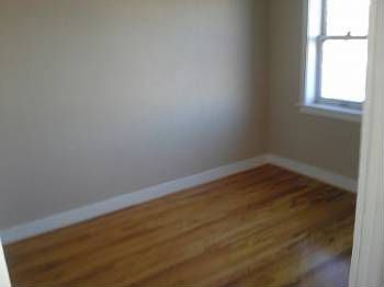 5th image of 1275 Pearl St APT 19