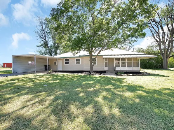 100 N Ricksecker St, Abbyville, KS 67510