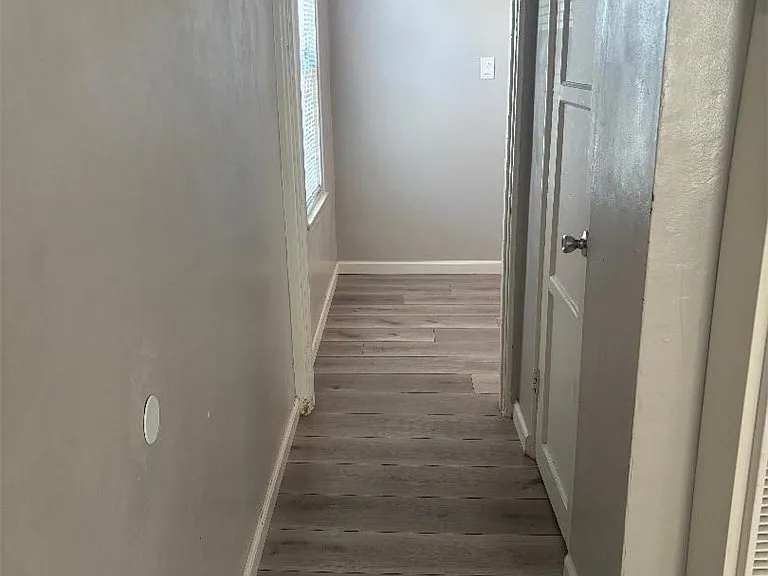 130 S Giovanola Ave — Photo 8