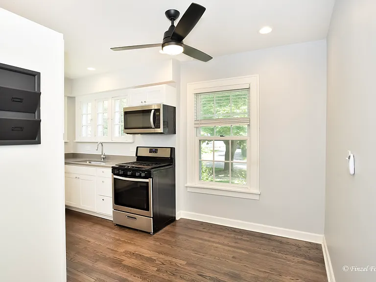 100 S Caroline St #1 — Photo 4