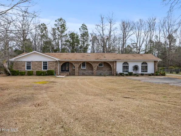 3138 James B White Highway N, Whiteville, NC 28472