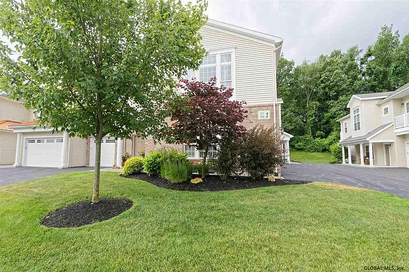 2nd image of 108 VLY POINTE Drive